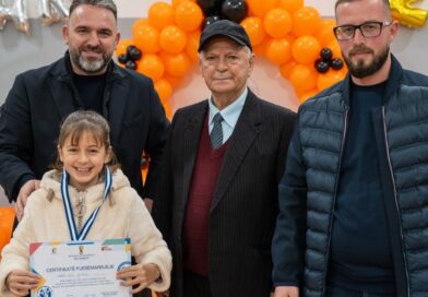 Nuk ka festë në Sarandë pa Partizanin, tifozi i kuq “bekon” kampionët e Butrintit