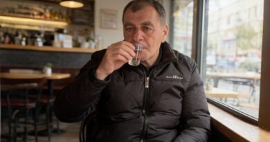 Përpara grabitjes së FiBank, Bardhyl Fusha i futi një kafe dhe një gotë raki Bardhyl Fusha