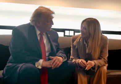 “M’u lut për një foto”, Trump ofendon kryeministren italiane, vjen reagimi i fortë i Giorgia Melonit (Video)