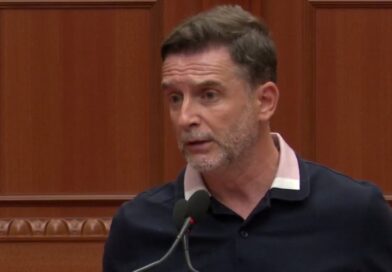 Braçe shuan zërat për largimin nga PS: Jam socialist prej 35 vitesh, do t’i rri përballë partisë sime