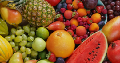 5 frutat që ju mbajnë të hidratuar gjatë ditëve të nxehta të verës