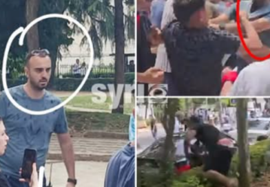 EMRI/ Shefi i krimeve të komisariatit numër 1 qëlloi me grushte protestuesin e mitur (Video)