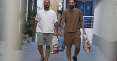 “Fitore! Rama ka mbaru!”/ Vijon lirimi i të arrestuarve, mes tyre edhe aktivisti Gent Progni “Fitore! Rama ka mbaru!”/ Vijon lirimi i të arrestuarve, mes tyre edhe aktivisti Gent Progni