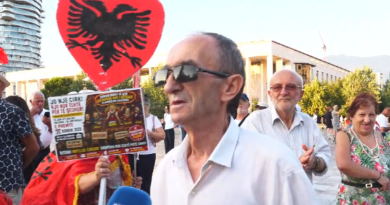 10 mijë
